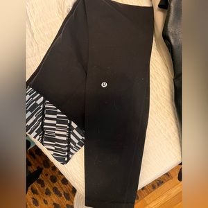 Lululemon High Times legging | black with pattern band | 12